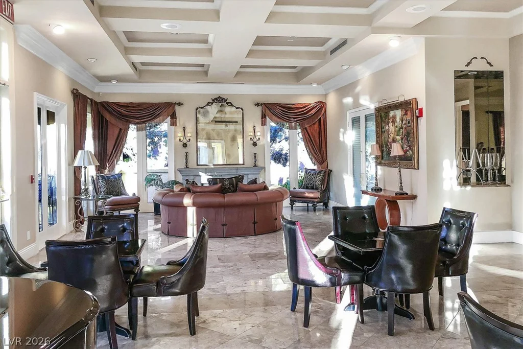 220 Flamingo, Las Vegas, NV 89169
