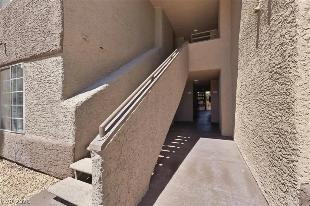 2200 Fort Apache, Las Vegas, NV 89117