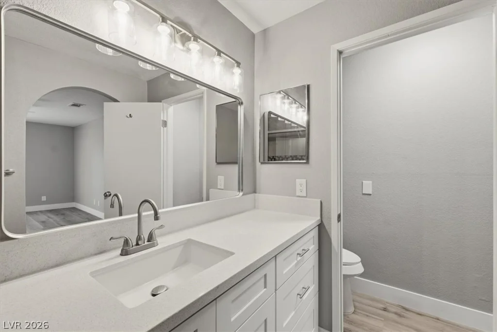 2200 Fort Apache, Las Vegas, NV 89117