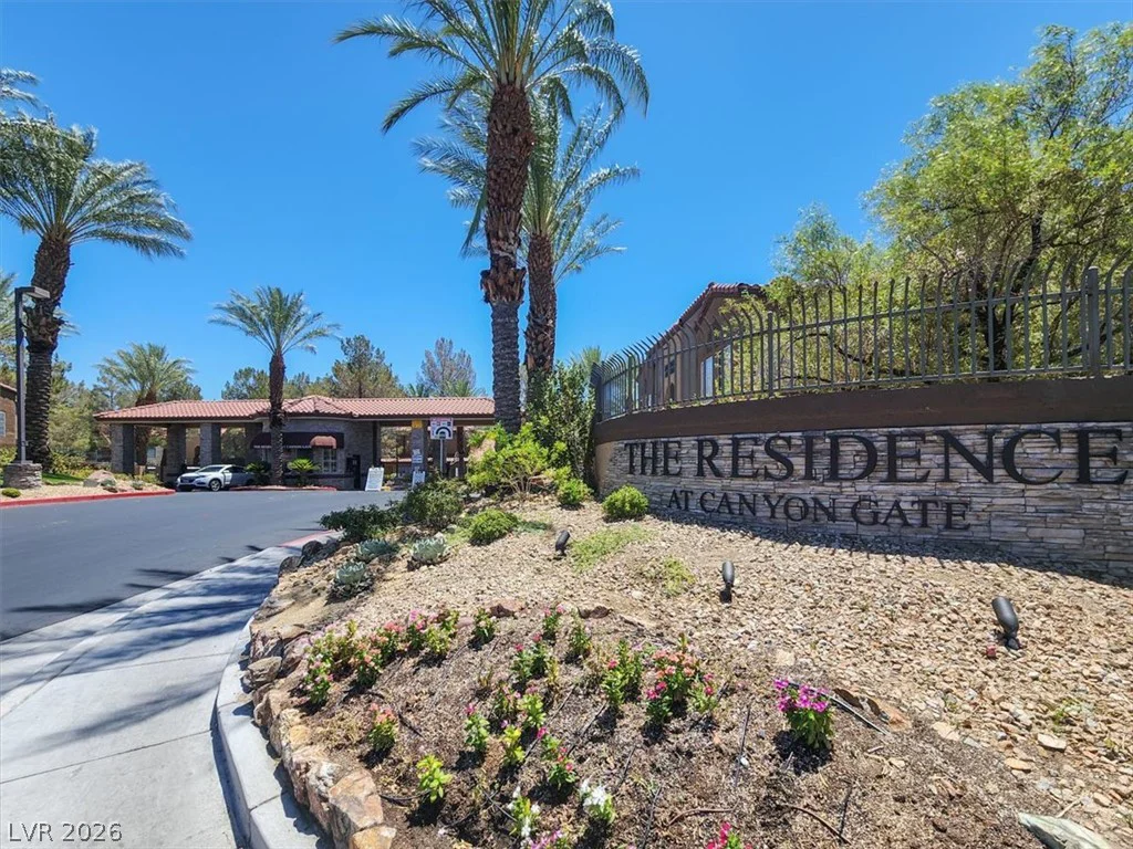 2200 Fort Apache, Las Vegas, NV 89117