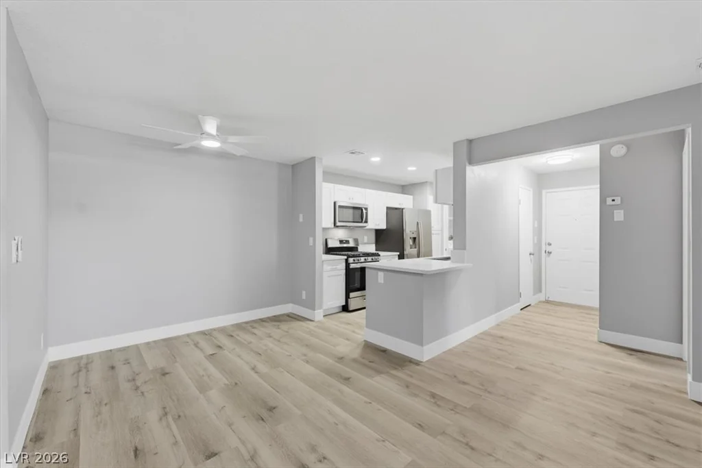 2200 Fort Apache, Las Vegas, NV 89117