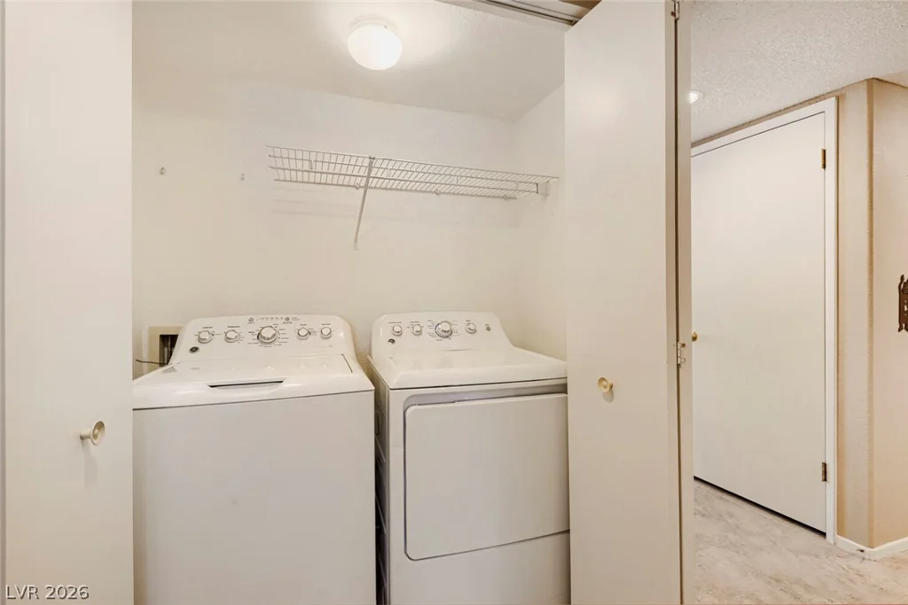 7900 Ryandale, Las Vegas, NV 89145