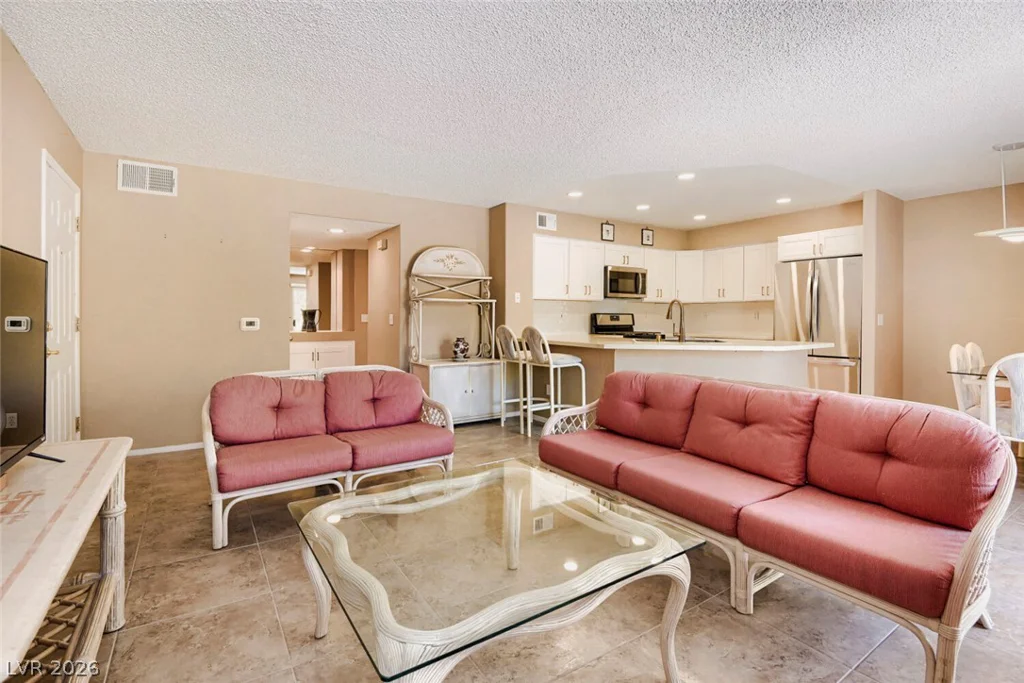 7900 Ryandale, Las Vegas, NV 89145