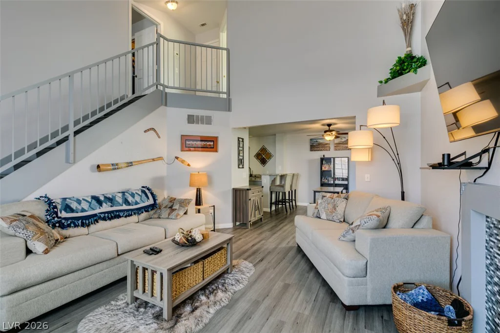 8469 Majestic View, Las Vegas, NV 89129