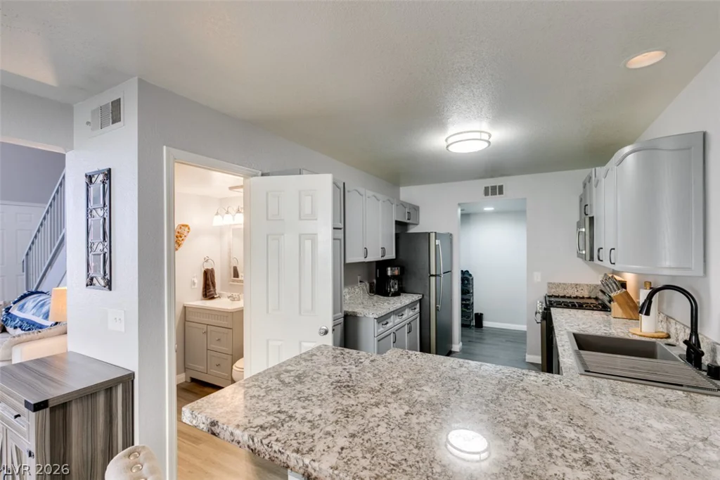 8469 Majestic View, Las Vegas, NV 89129