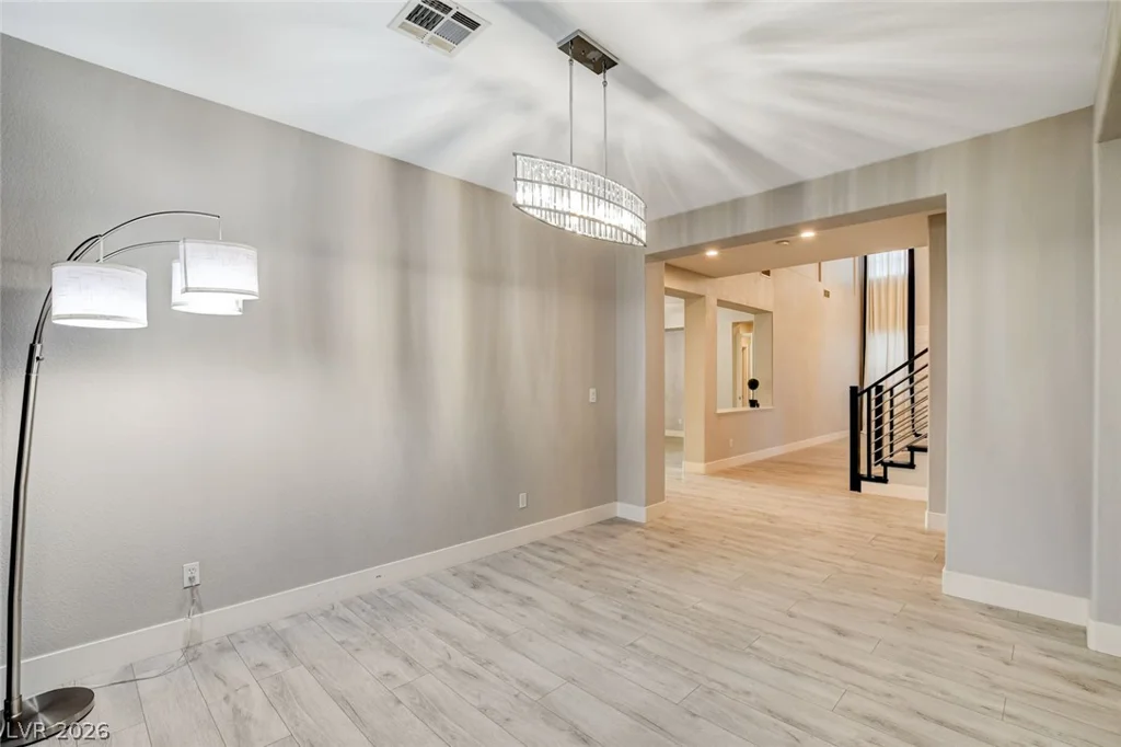 7771 High Chaparral, Las Vegas, NV 89113