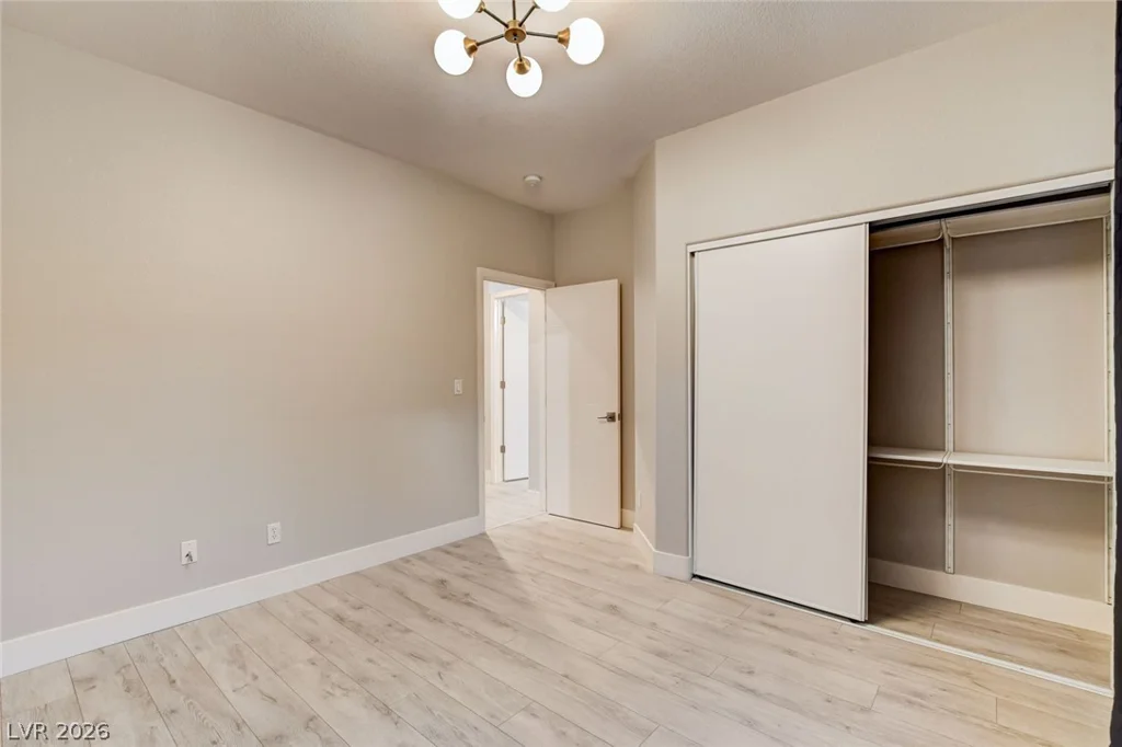 7771 High Chaparral, Las Vegas, NV 89113