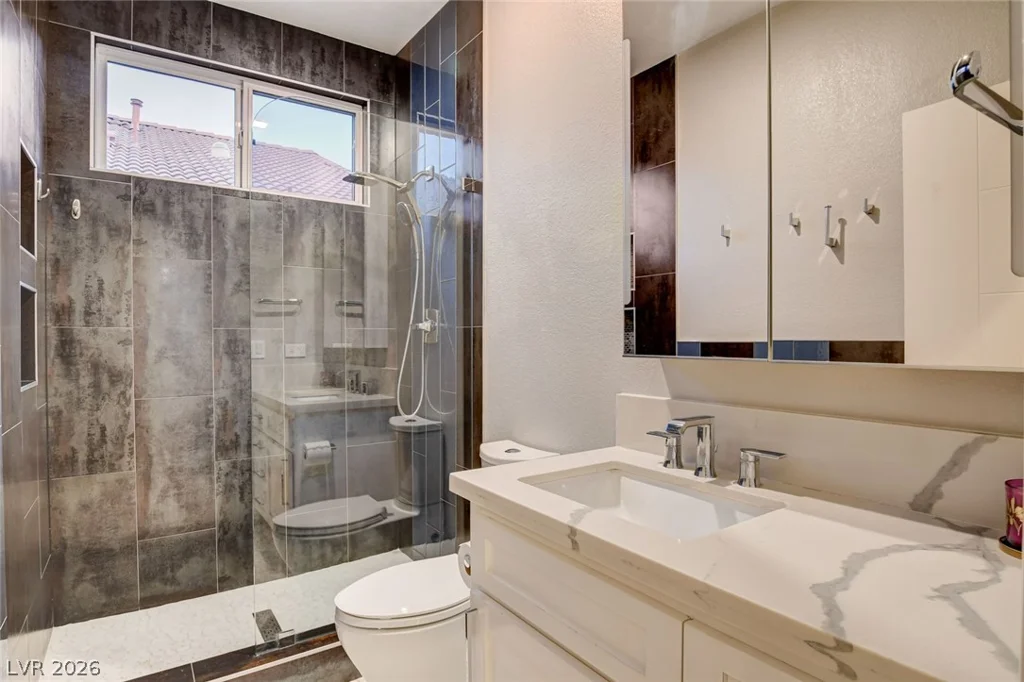 7771 High Chaparral, Las Vegas, NV 89113