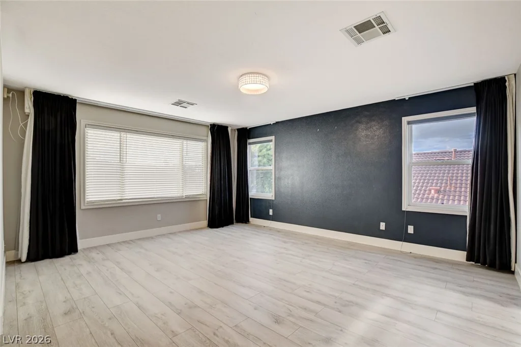 7771 High Chaparral, Las Vegas, NV 89113