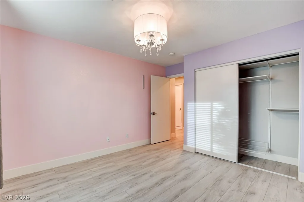 7771 High Chaparral, Las Vegas, NV 89113