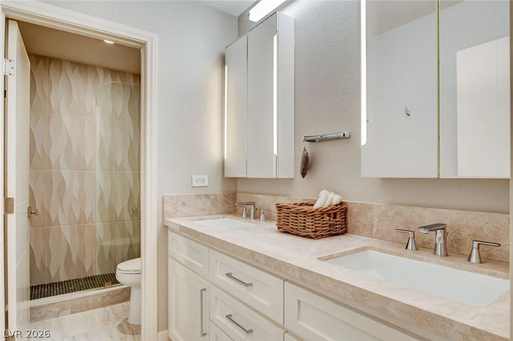 7771 High Chaparral, Las Vegas, NV 89113