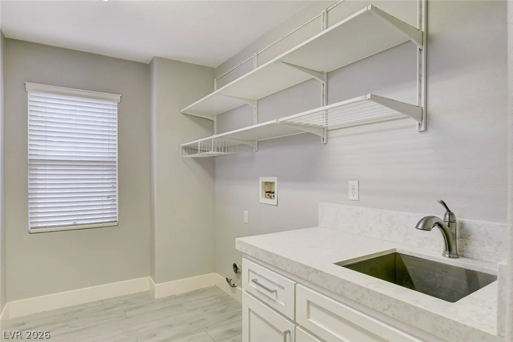 7771 High Chaparral, Las Vegas, NV 89113