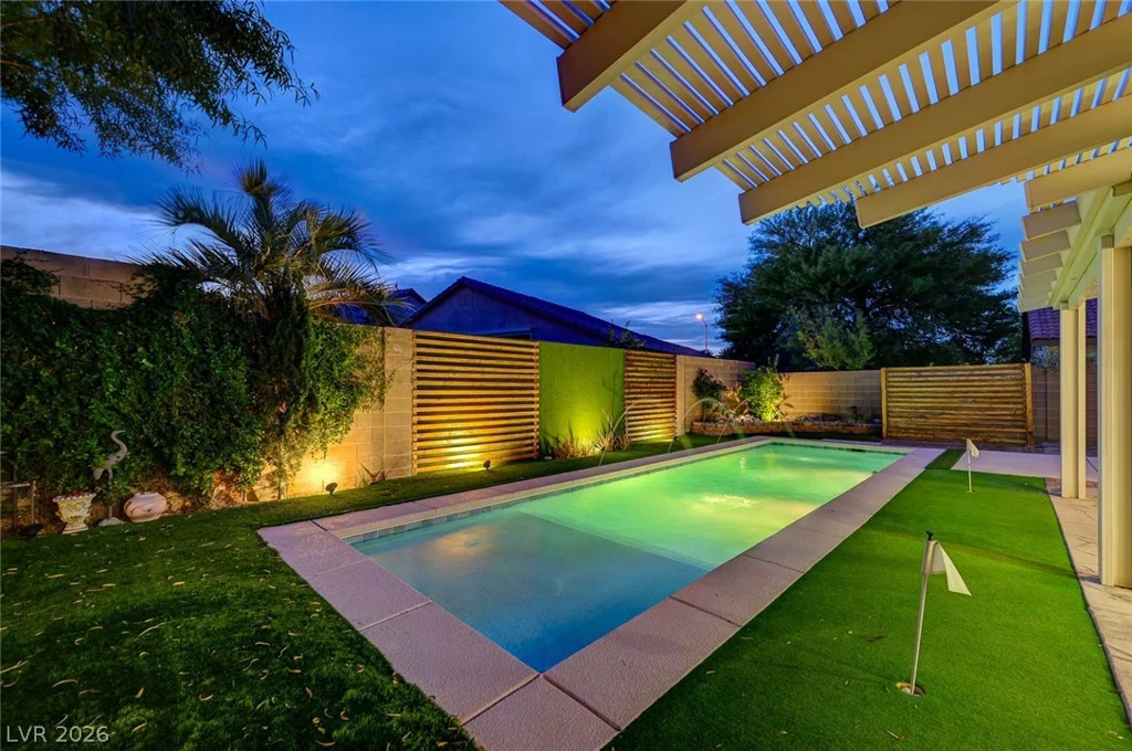 7771 High Chaparral, Las Vegas, NV 89113