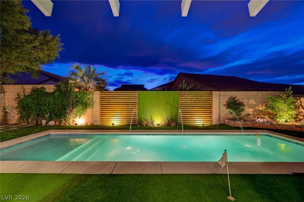 7771 High Chaparral, Las Vegas, NV 89113