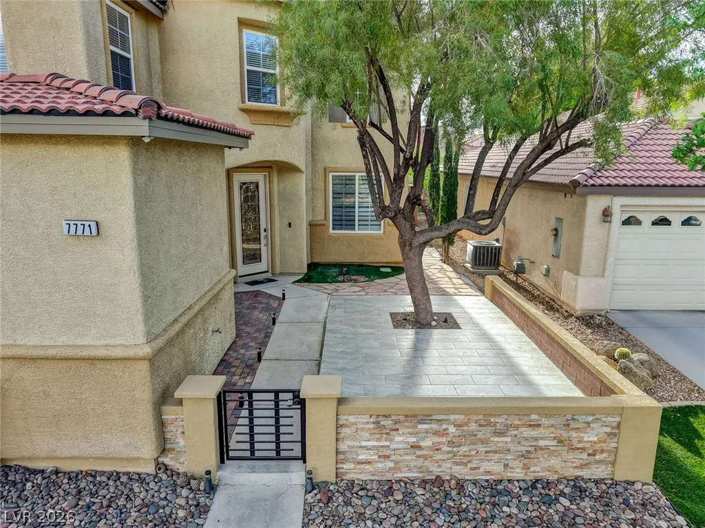 7771 High Chaparral, Las Vegas, NV 89113