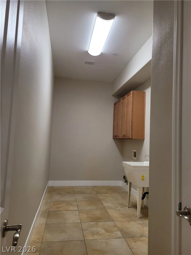 3721 White Lion, North Las Vegas, NV 89084