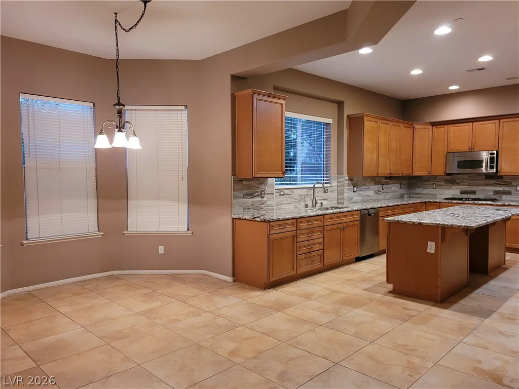 3721 White Lion, North Las Vegas, NV 89084
