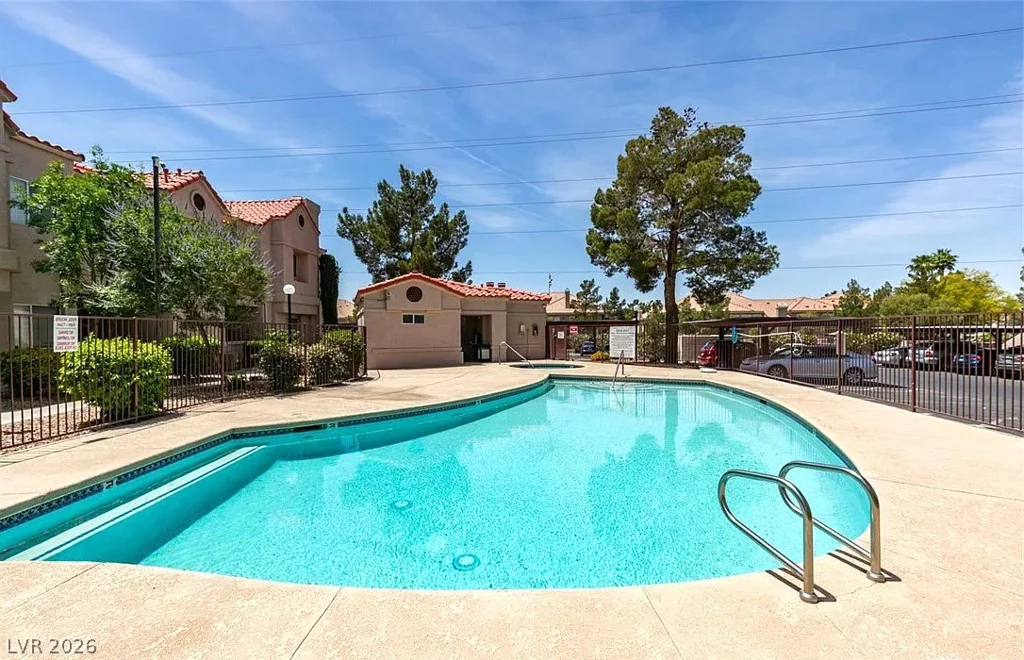 5225 Reno, Las Vegas, NV 89118