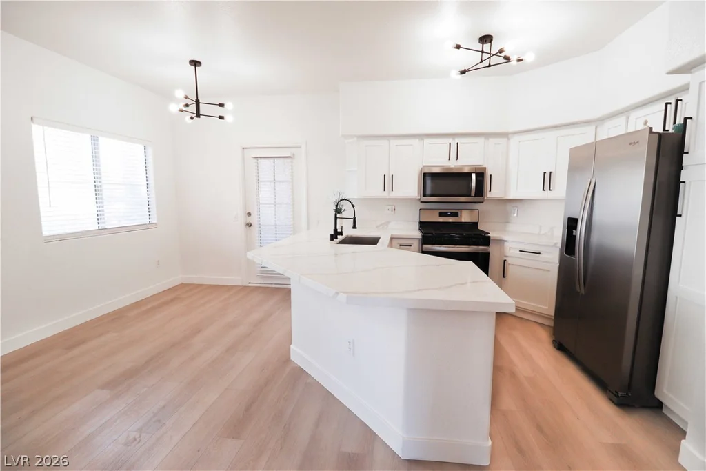 5225 Reno, Las Vegas, NV 89118