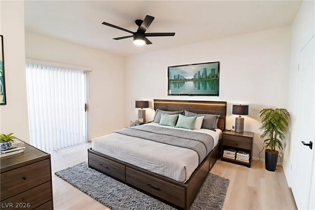 5225 Reno, Las Vegas, NV 89118