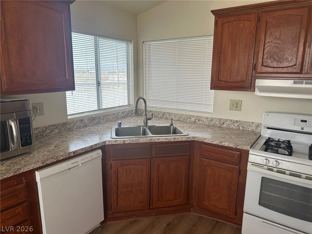 2340 Bell Vista, Pahrump, NV 89060