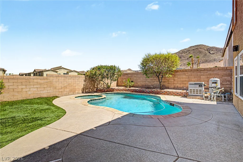 184 White Butte, Henderson, NV 89012