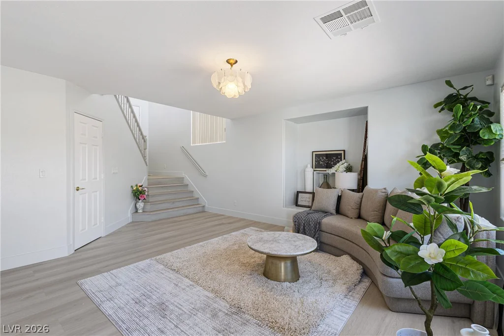 316 Silver Grove, Las Vegas, NV 89144