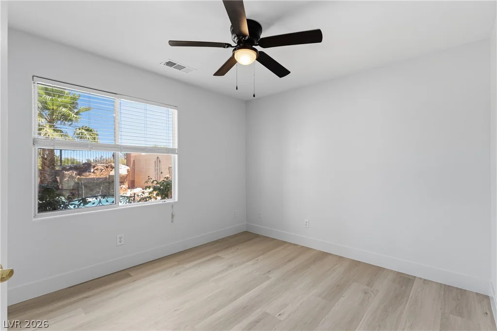 316 Silver Grove, Las Vegas, NV 89144