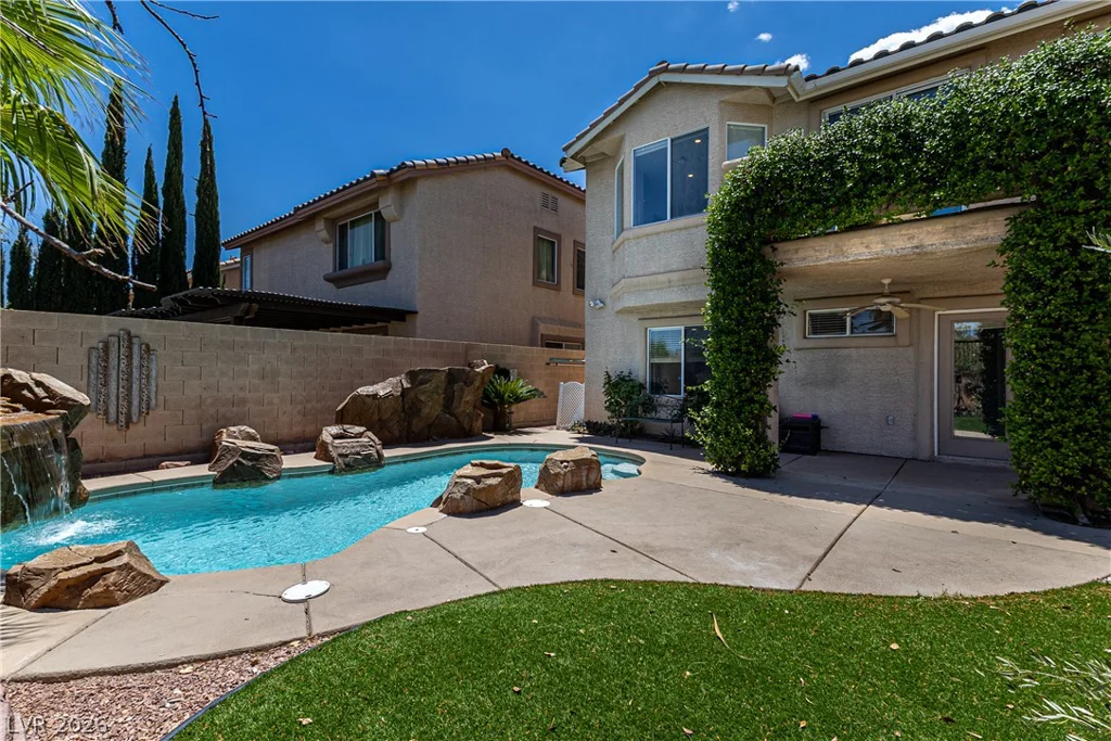 316 Silver Grove, Las Vegas, NV 89144