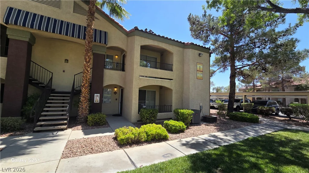 7885 Flamingo, Las Vegas, NV 89147