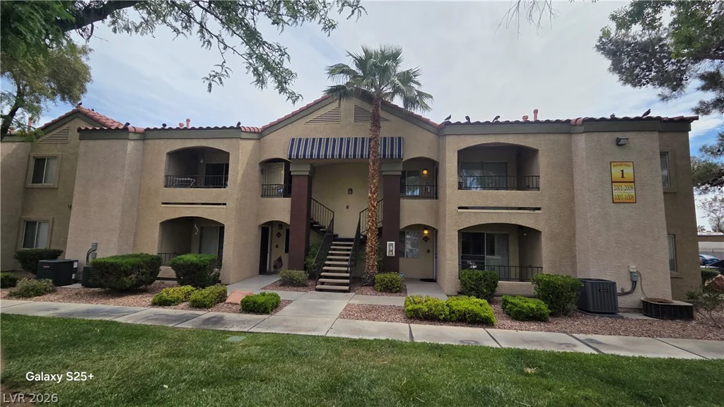 7885 Flamingo, Las Vegas, NV 89147