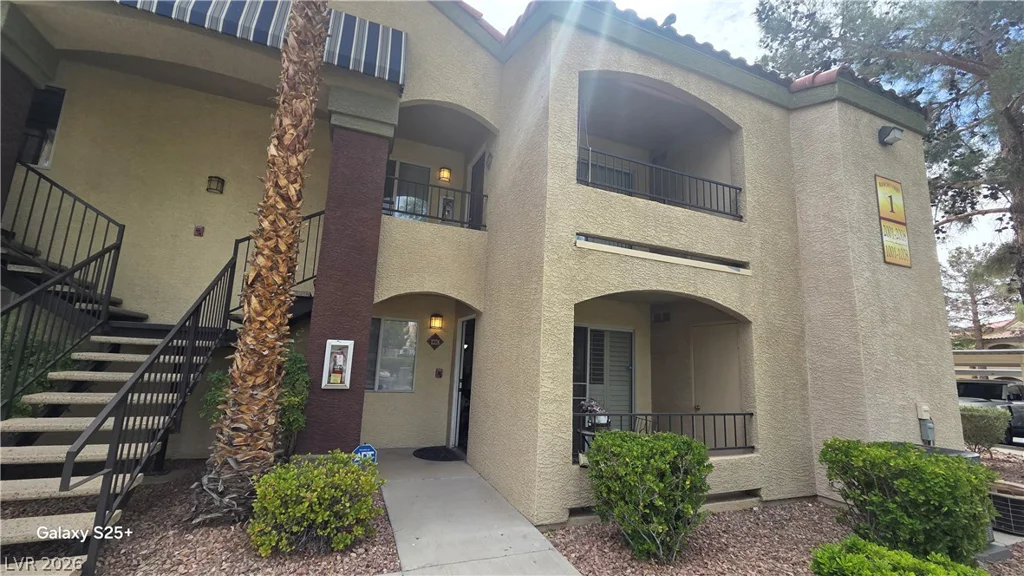 7885 Flamingo, Las Vegas, NV 89147