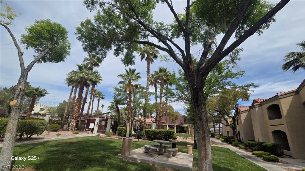 7885 Flamingo, Las Vegas, NV 89147