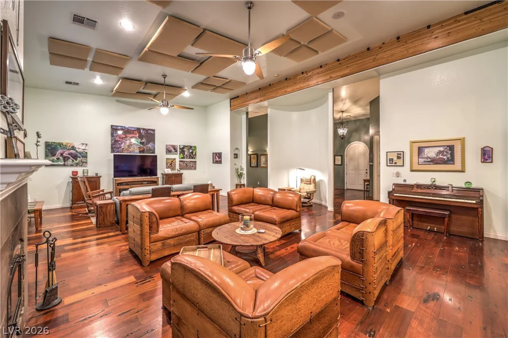 3910 Pebble, Las Vegas, NV 89139