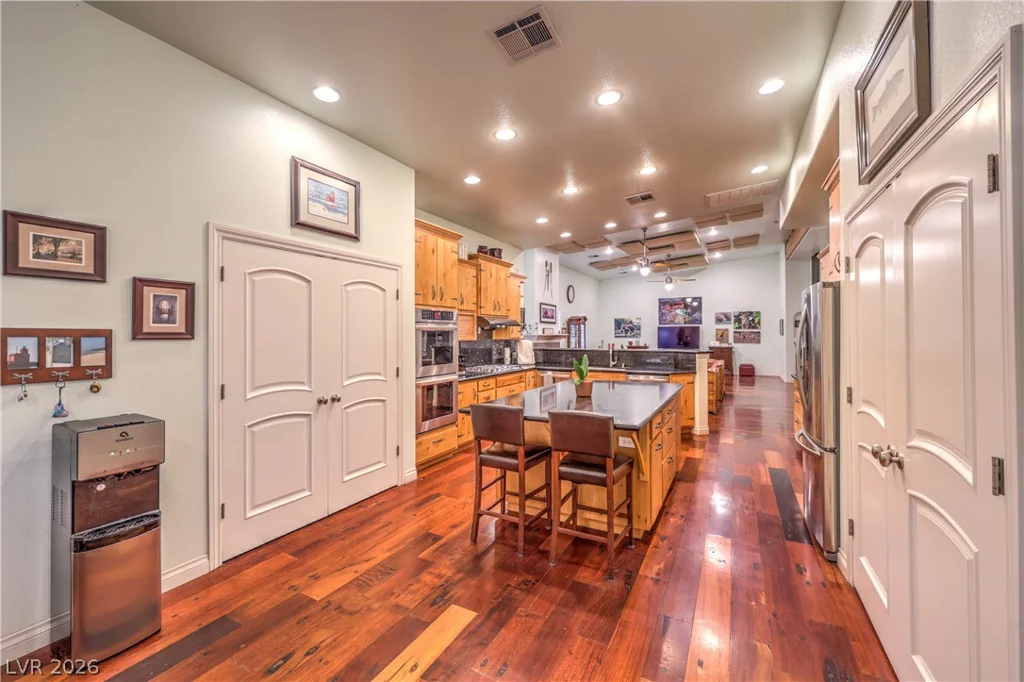3910 Pebble, Las Vegas, NV 89139
