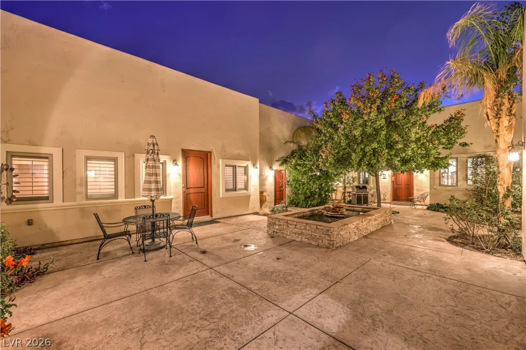 3910 Pebble, Las Vegas, NV 89139