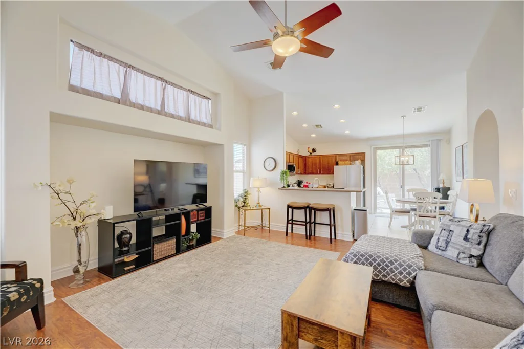 138 Cooks Creek, Las Vegas, NV 89148