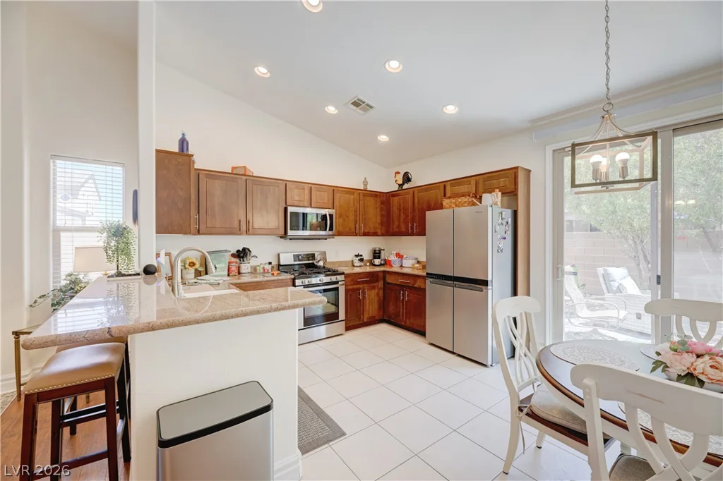 138 Cooks Creek, Las Vegas, NV 89148