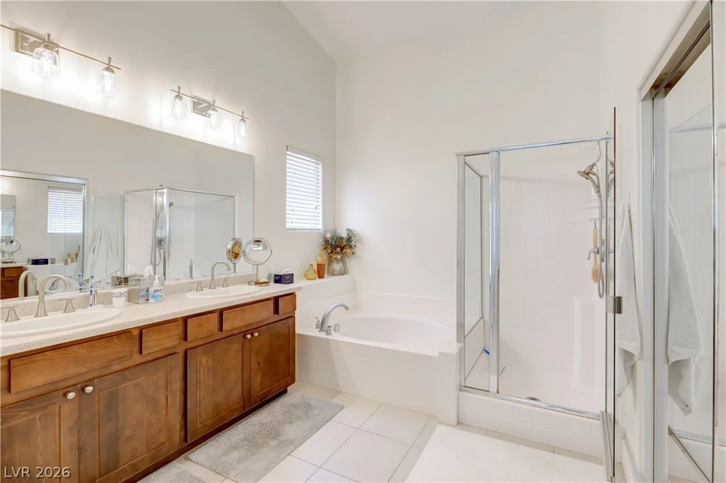 138 Cooks Creek, Las Vegas, NV 89148