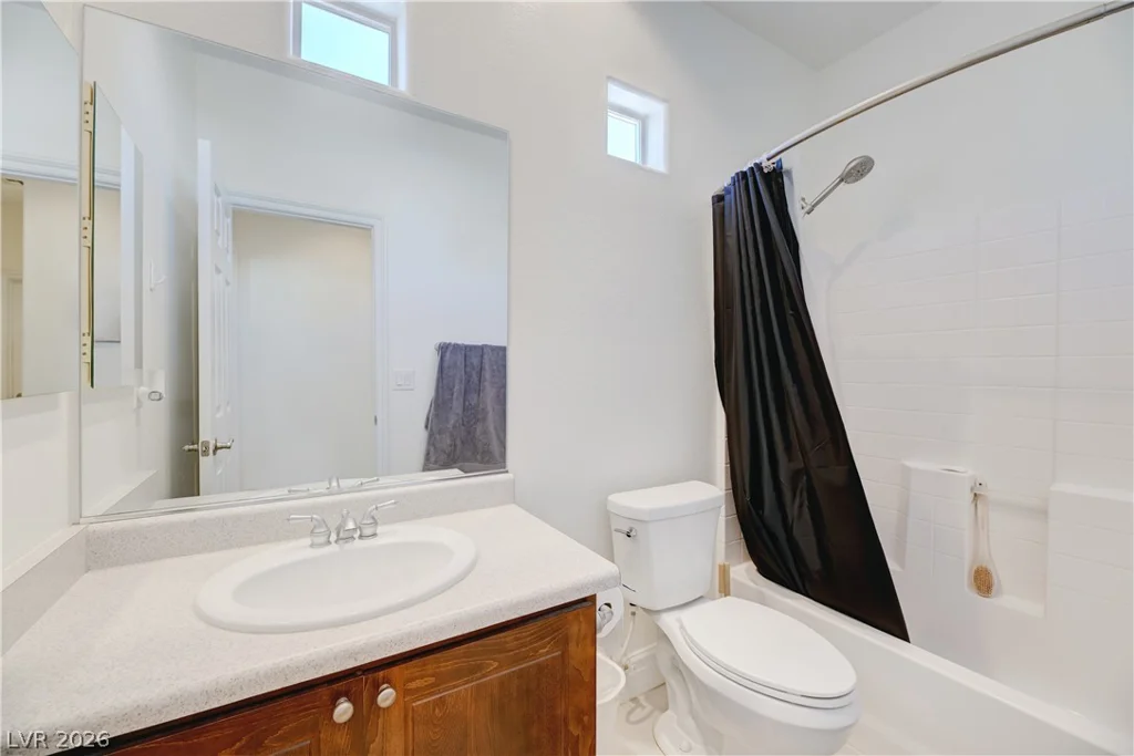 138 Cooks Creek, Las Vegas, NV 89148