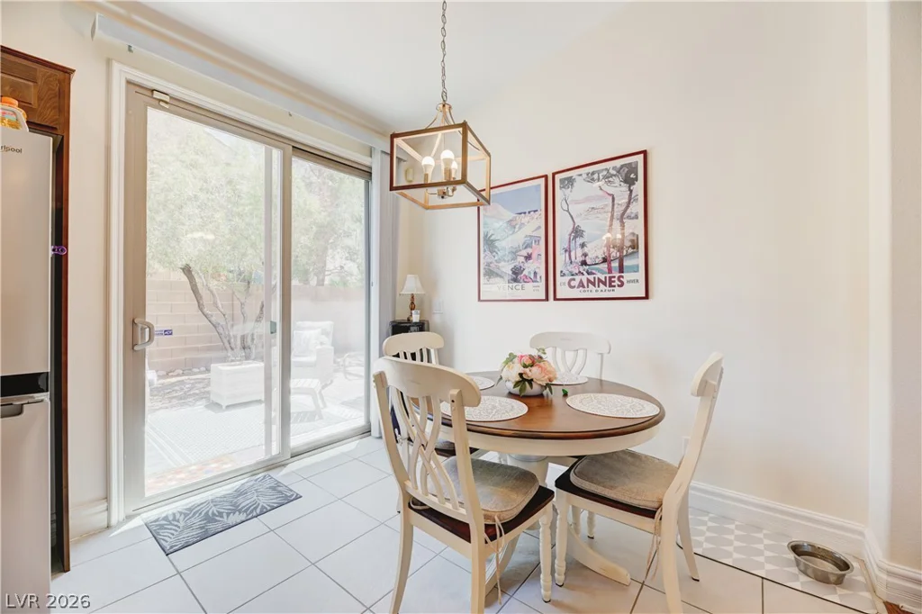 138 Cooks Creek, Las Vegas, NV 89148