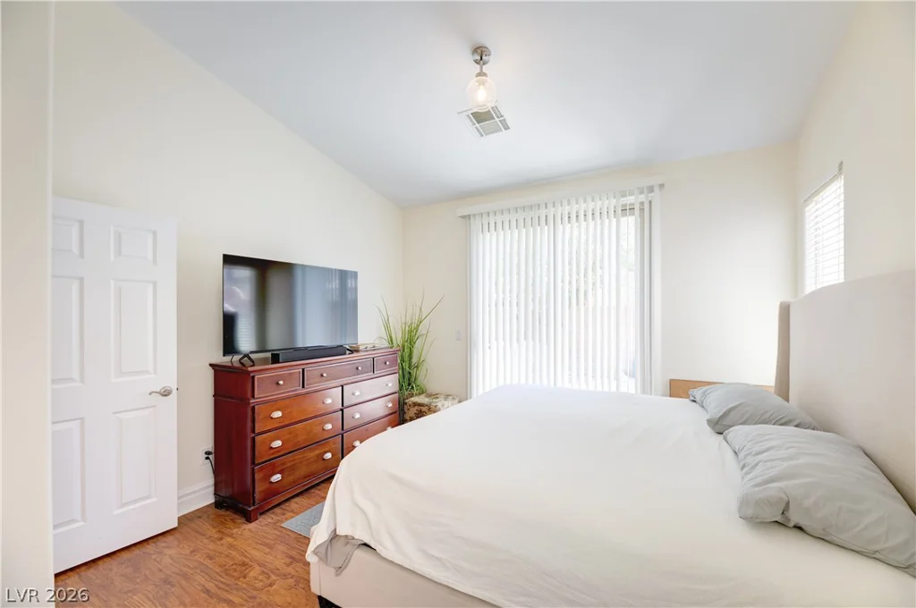 138 Cooks Creek, Las Vegas, NV 89148