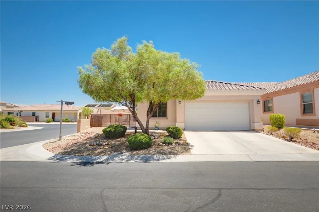 138 Cooks Creek, Las Vegas, NV 89148
