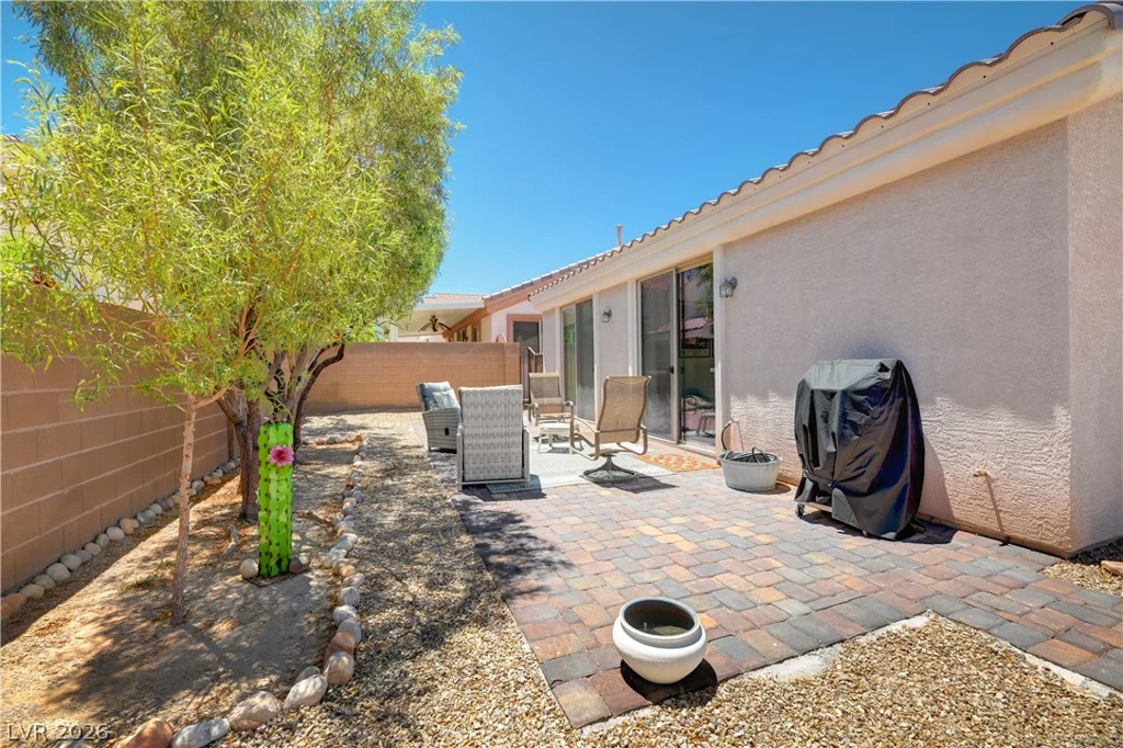 138 Cooks Creek, Las Vegas, NV 89148