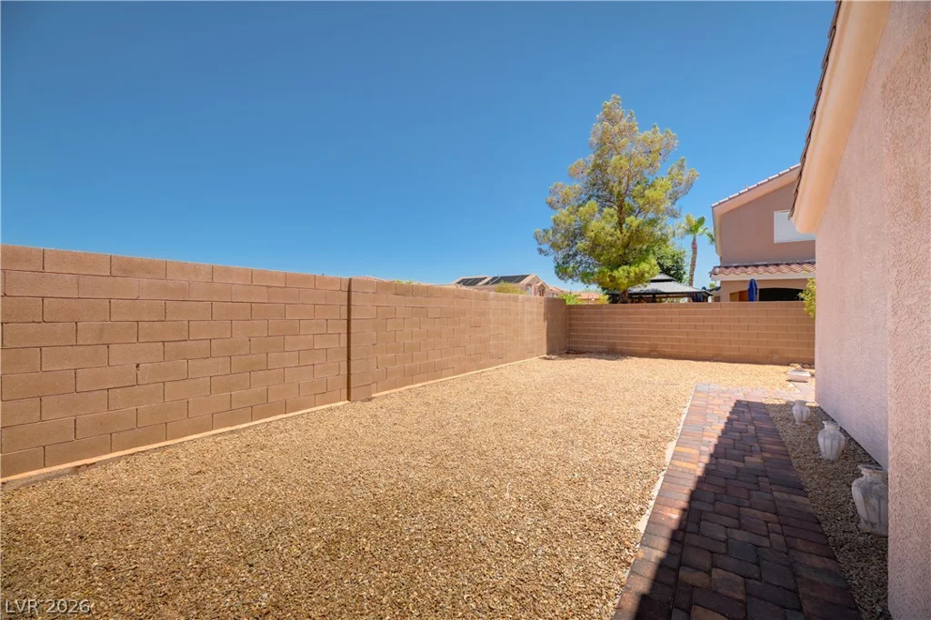 138 Cooks Creek, Las Vegas, NV 89148