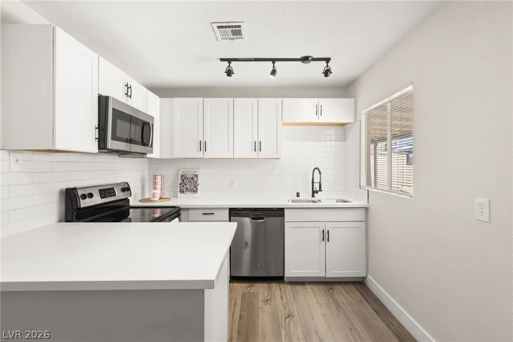 115 Ivy, Henderson, NV 89015