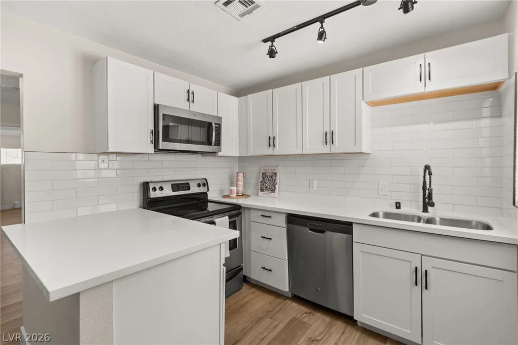 115 Ivy, Henderson, NV 89015