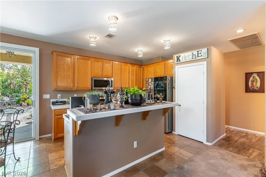 328 Autumn Palace, Las Vegas, NV 89144