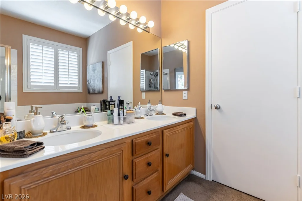328 Autumn Palace, Las Vegas, NV 89144