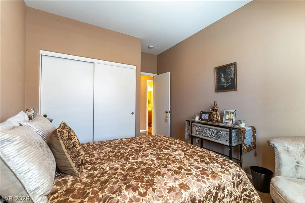 328 Autumn Palace, Las Vegas, NV 89144